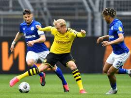 Everton will offer 25 million euros for Todibo. AFP