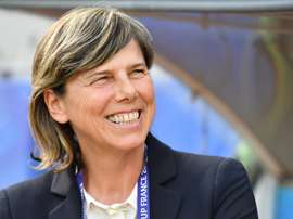 Milena Bertolini se félicite après le match. AFP