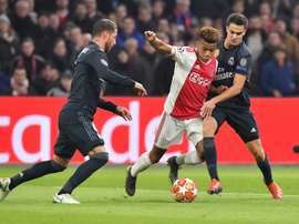 Cinco grandes da Europa de olho em David Neres. AFP