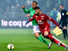Rachid Ghezzal está en el punto de mira del Arsenal. AFP