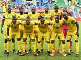 L'équipe du Mali pose avant le match de la CAN face au Ghana, à Port-Gentil. AFP