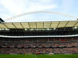 Une minute de silence à Wembley avant le début du match Angleterre-Lituanie. AFP
