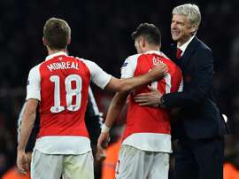 Wenger cree que Löw debería recuperarle. AFP