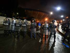 Trois morts et sept blessés en marge d'un match de football. AFP