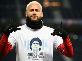 PSG e sua homenagem a Maradona. AFP