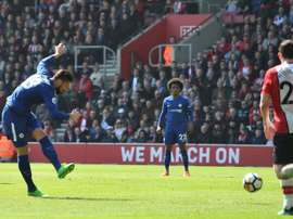 Giroud foi o autor do primeiro golo. EFE