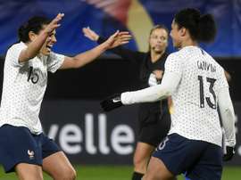 Les Bleues remaniées domptent les Brésiliennes et gagnent le Tournoi de France. AFP