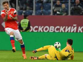Rússia e Turquia empataram a uma bola. AFP