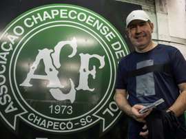 Fallece Rafael Henzel, el periodista que sobrevivió al accidente de Chapecoense. AFP