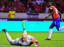 Joel Campbell marque pour le Costa Rica et les Etats-Unis sombrent, le 15 novembre 2016 à San Jose