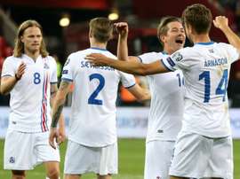 L'équipe d'Islande en liesse après sa victoire face à la Turquie en qualif pour le Mondial 2018. AFP