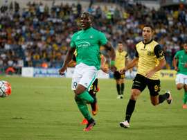 Le défenseur de Saint-Etienne Florentin Pogba face au Beitar Jérusalem. AFP