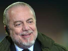 De Laurentiis souhaite la bienvenue à Manolas. AFP