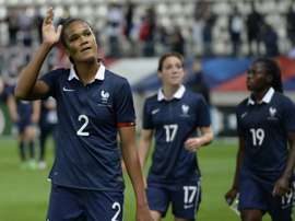 Renard garde les pieds sur terre avant l'Euro. AFP