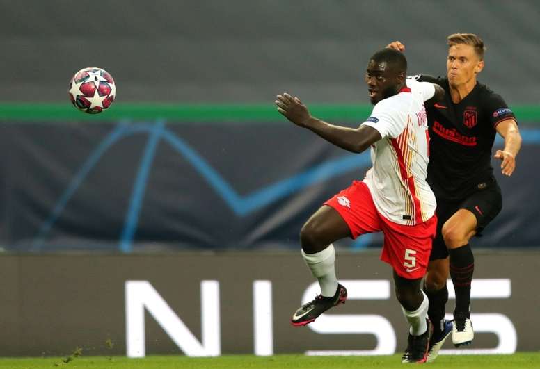 United Join Bidding For Upamecano Besoccer