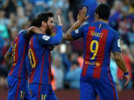Luis Suárez, o melhor 'garçom'. AFP