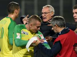 L'entraîneur italien de Nantes Claudio Ranieri énervé durant le match face à Tours. AFP