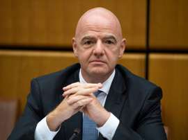 Offensif face à la justice, le président de la Fifa vante son plan Covid. afp