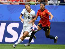 Tobin Heath à la lutte avec Leila Ouahabi, le 24 juin 2019. AFP