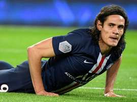 A mãe de Cavani fala sobre o futuro do jogador. AFP