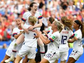 La FIFA va débloquer 500 millions de dollars pour le foot féminin. AFP