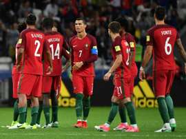 Les Portugais après le math perdu face au Chili en demi-finale de la Coupe des Confédérations. AFP