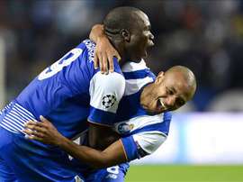 Aboubakar y Brahimi dieron el pase a octavos al Oporto en el añadido. AFP/Archivo