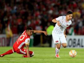 Vasco está muito perto de acertar com meia argentino. EFE
