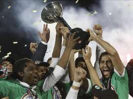 El equipo en el que militaron grandes jugadores, como Raúl o Pelé, ha echado el cierre. EFE