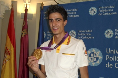 El campeón olímpico de taekwondo en la categoría de 58 kilos, Joel González, estará en Río 2016. EFE/Archivo