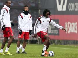 Les joueurs du Benfica Anferson Talisca, Medhi Carcela et Renato Sanches pendant un entraînement. EFE