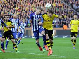 Mitchell Weiser permanecerá en el conjunto germano otras cuatro temporadas. EFE