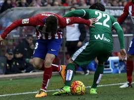 Jota Peleteiro se ha vuelto a lesionar, aunque esta vez sólo por un mes. EFE