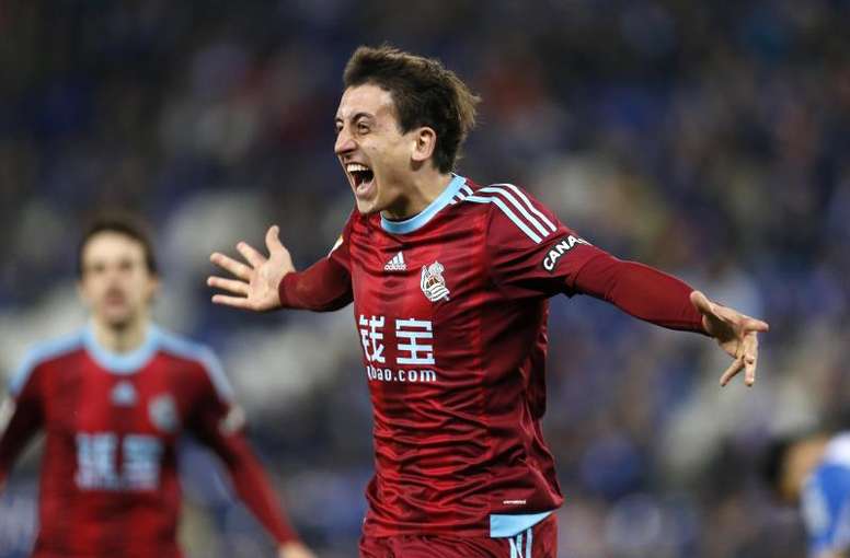 La Real Renueva A Mikel Oyarzabal Y Le Blinda Con Una Clausula De 40 Millones Besoccer