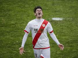 El centrocampista del Rayo Vallecano Jozabed Sánchez celebra un gol marcado en un partido. EFE/Archivo