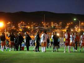 Lo ocurrido con un jugador de Cobresal es un ejemplo de enfermiza profesionalidad. EFE/Archivo