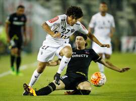 Jaime Valdés seguirá visitiendo la elástica de Colo Colo.EFE