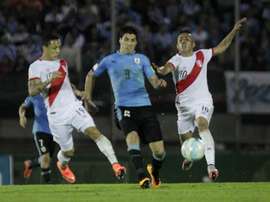Perú, aliviada por la ausencia de Messi. EFE