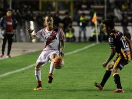 Andrade estará en el once inicial de River y jugará junto a su ídolo D'Alessandro. EFE/Archivo