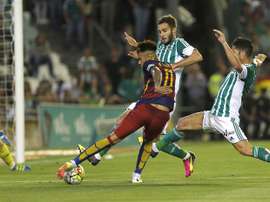 Neymar también es un experto pasador. EFE