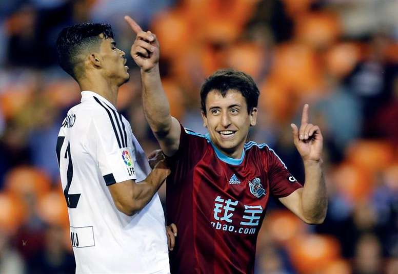 La Real Sociedad Prepara Un Blindaje Para Mikel Oyarzabal Besoccer