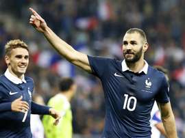 Renovação de Deschamps é má notícia para Benzema. EFE