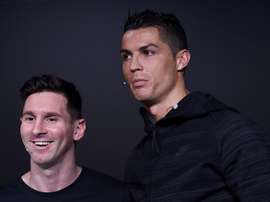 Messi e Cristiano fariam parte desse time dos sonhos. EFE/Archivo