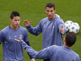 Cristiano Ronaldo veut James à Turin. EFE