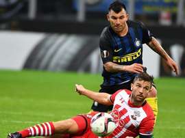 Valence s'éloigne du recrutement de Gary Medel. EFE