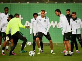 Mais três jogadores rescindiram contrato com o Sporting CP. EFE