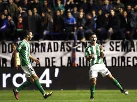 El centrocampista chileno está en la agenda de un equipo brasileño. EFE/Archivo