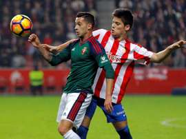 El centrocampsita del Sporting Meré se ha recuperado y ha entrenado con el equipo. EFE/Archivo