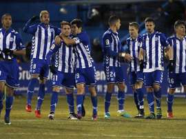 Les joueurs du Deportivo Alavés célèbrent un but lors du match de Coupe du Roi contre Alconcon. EFE