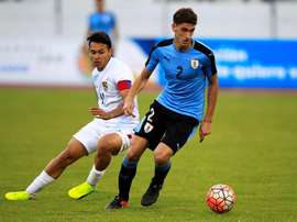 Santiago Bueno se incorporará al Barcelona tras su paso por el Sudamericano Sub 20. EFE/Archivo